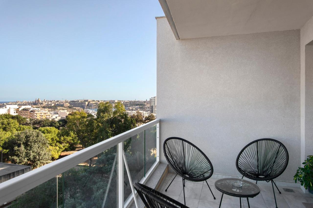 Spacious, Modern & Cosy 2 Bedroom 2 Bathroom Apartment - St. Julians San Ġiljan Exterior foto